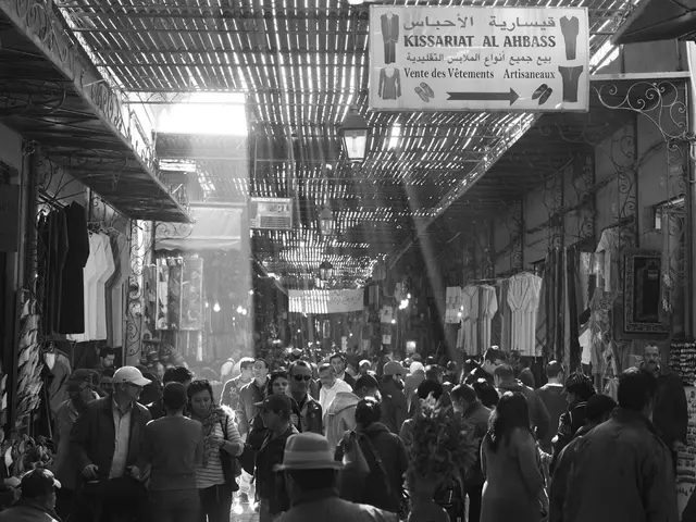 Sfruttando i vantaggi degli affari in Renminbi (RMB), BOCHK rafforza il suo ruolo nel promovere...