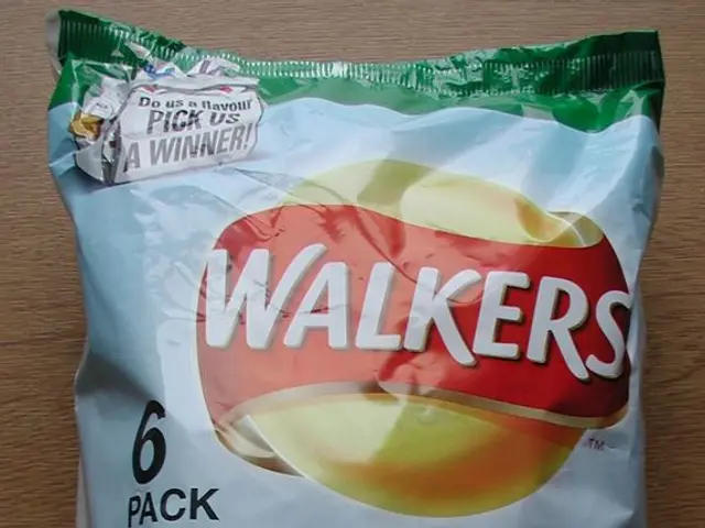 La catena di negozi di convenienza 7-Eleven lancia una linea esclusiva di abbigliamento da notte...