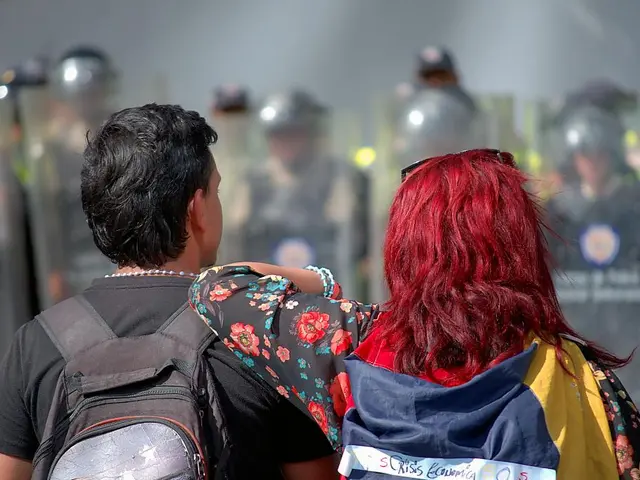 Sospettato di omicidio ucraino rifugiato arrestato riceve libertà per accordo verbale in scrittura