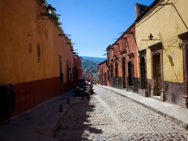 Eccoesploso un bus alla stazione degli autobus di Gerusalemme, sei morti, l'assalitore è stato...