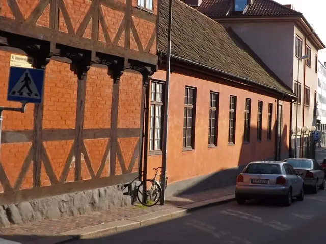 Rinnovamento delle Fermate dell'Autobus, dei Marciapiedi e Miglioramento dei Segnali del Semaforo...