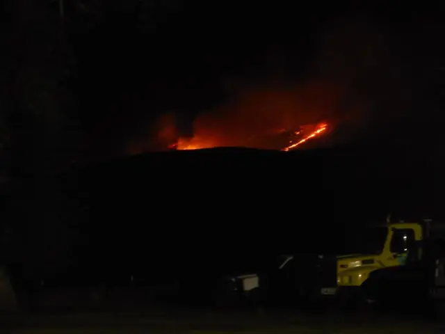 Vehicoli in fiamme: indagine per incendio doloso