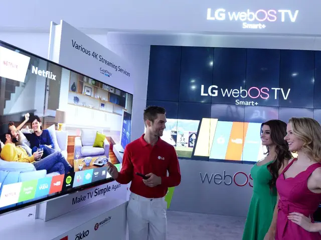 Le commedie romantiche degli anni '90 sono state guida dall'attore Hugh Grant.