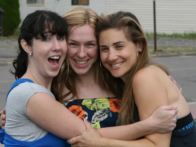 Caratteristiche Distinte Che Separano Individui Ottimisti