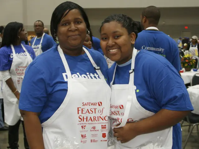 Le chef donne portano audacemente avanti le loro imprese culinarie in cucineinusuali, spaziando dai...