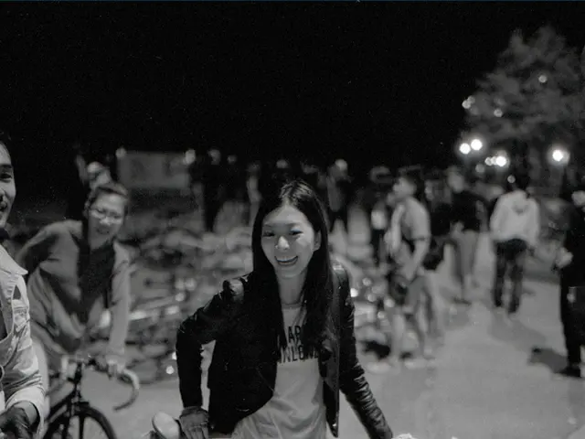 Kit di squadra d'Israele-Premier Tech rimasto privo dell'etichetta 'Israele' per il resto della...