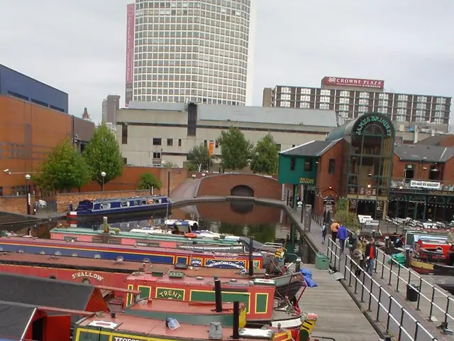 Relitto rinvenuto: gli esperti localizzano una goletta da 44 metri immersa nel Lago Michigan sin...