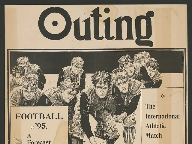 L'immagine mostra un poster con sfondo nero che presenta un gruppo di persone e il testo "Football...