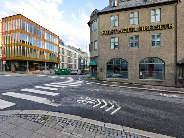 L'immagine mostra il primo hotel breiseth a Berlino, Germania. È caratterizzato da edifici con...