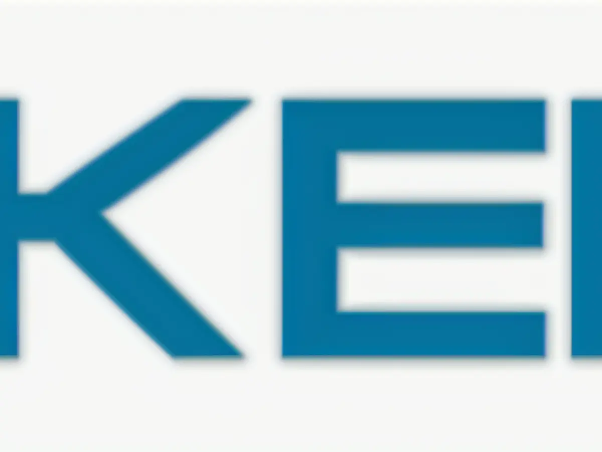 Arrestato: presunto capoccia del crimine, portato via in manette Barbero crea tumulto con ACR a causa dei commenti RTA, suscitando speculazioni sul suo futuro e spingendo i critici a esprimere le loro opinioni.